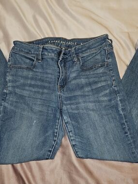 American Eagle Outfitters Women's Mid Rise Blue Jeans